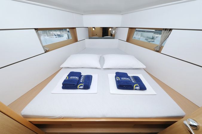 Beneteau Oceanis 38 | One