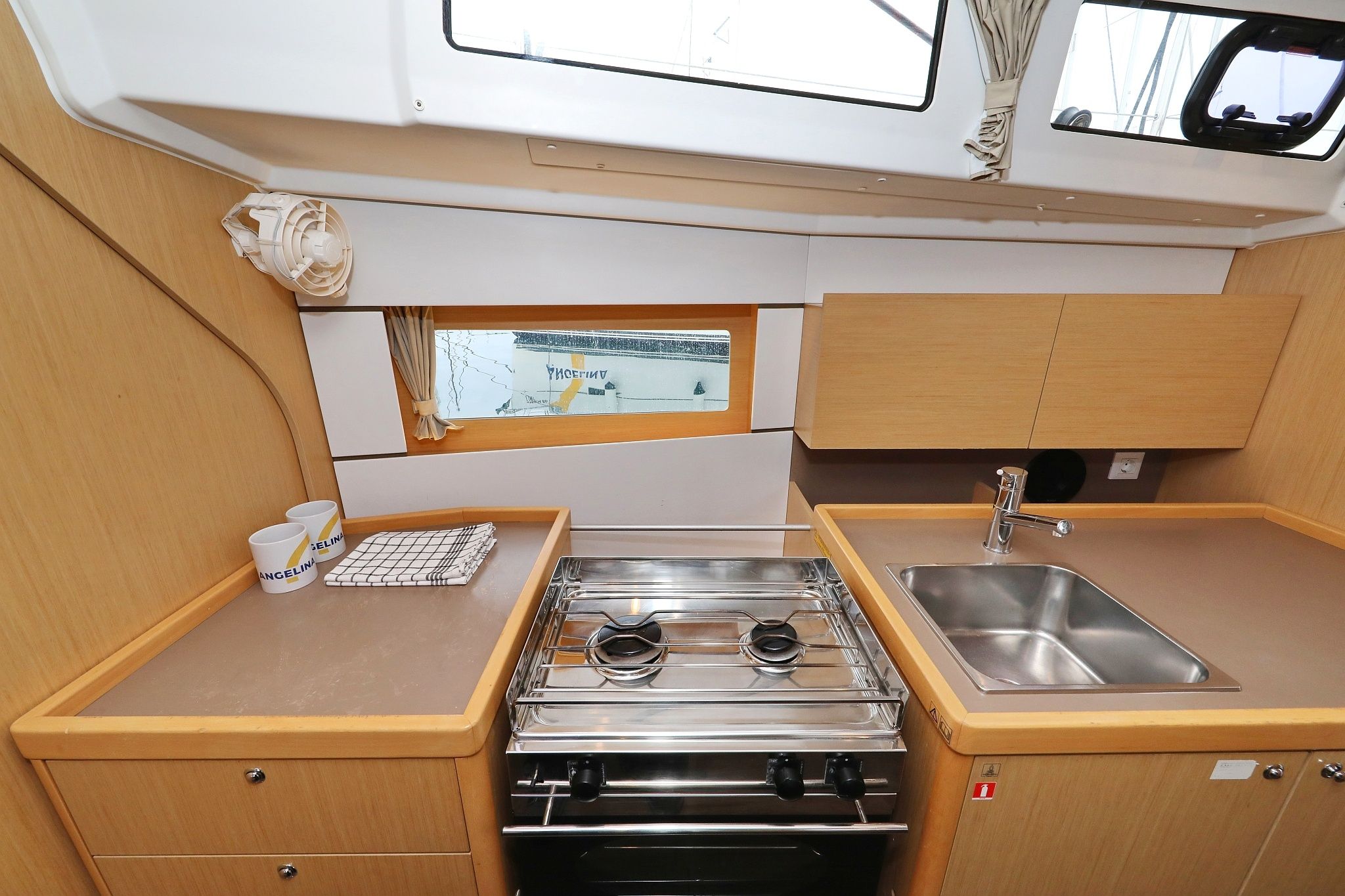 Beneteau Oceanis 38 | One