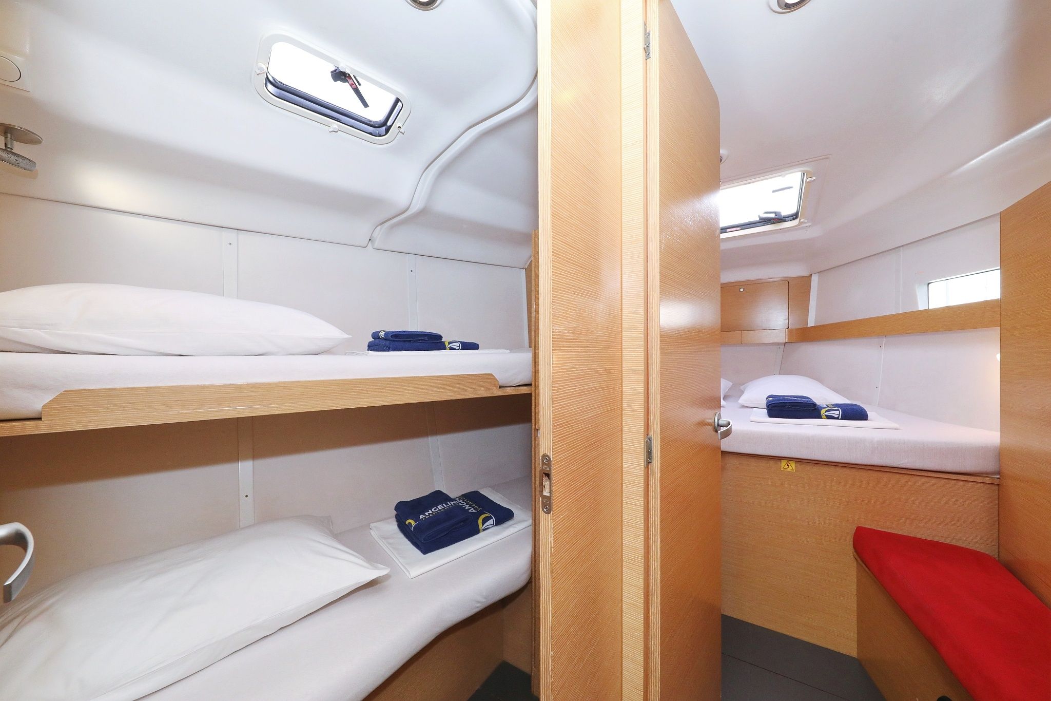 Elan 444 | Abrakadabra