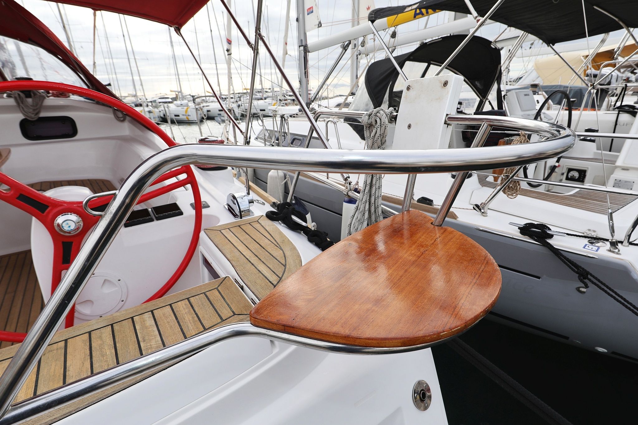 Elan 444 | Abrakadabra