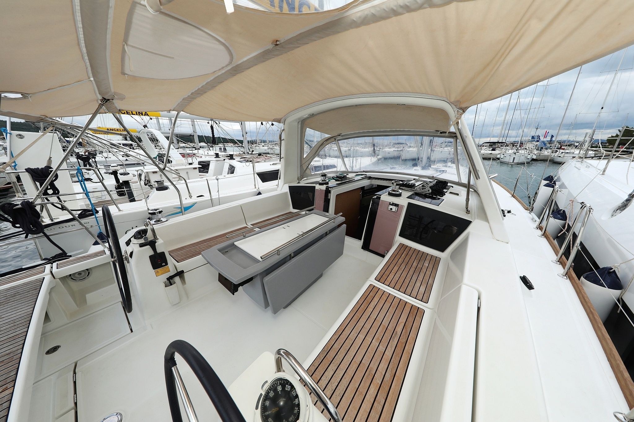 Beneteau Oceanis 41 | Zyntha