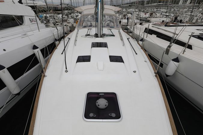 Beneteau Oceanis 41 | Zyntha