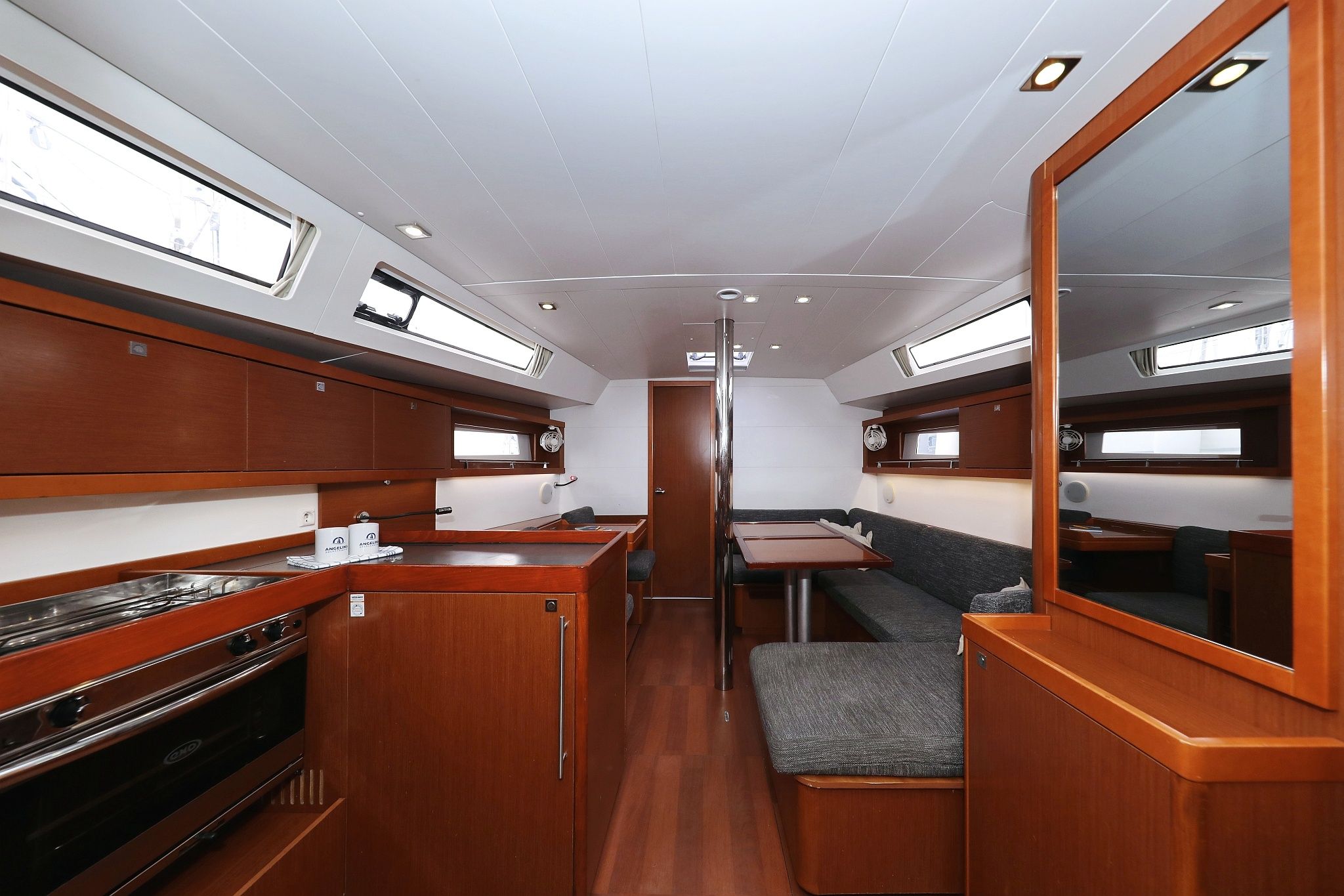 Beneteau Oceanis 41 | Zyntha