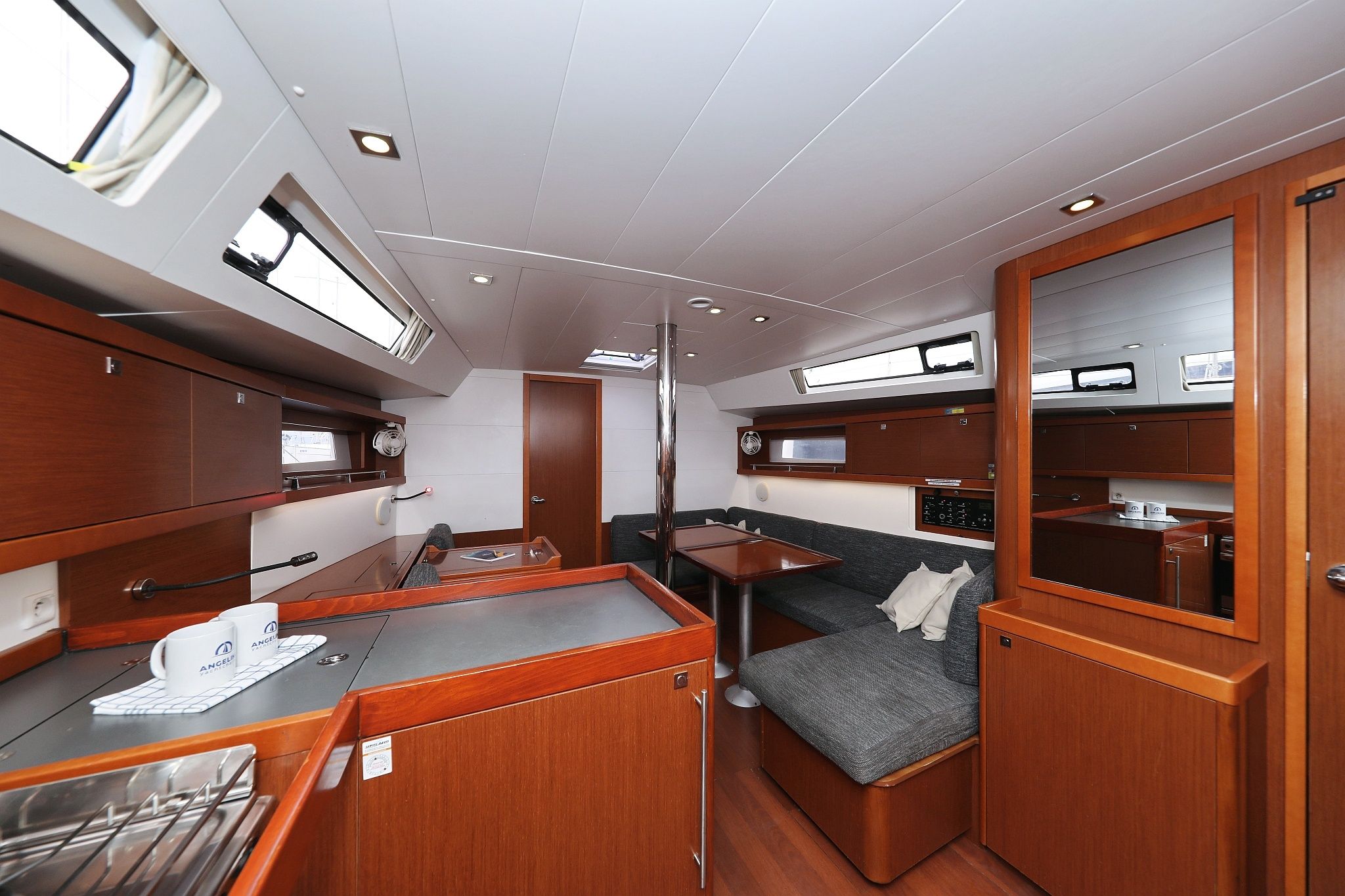 Beneteau Oceanis 41 | Zyntha
