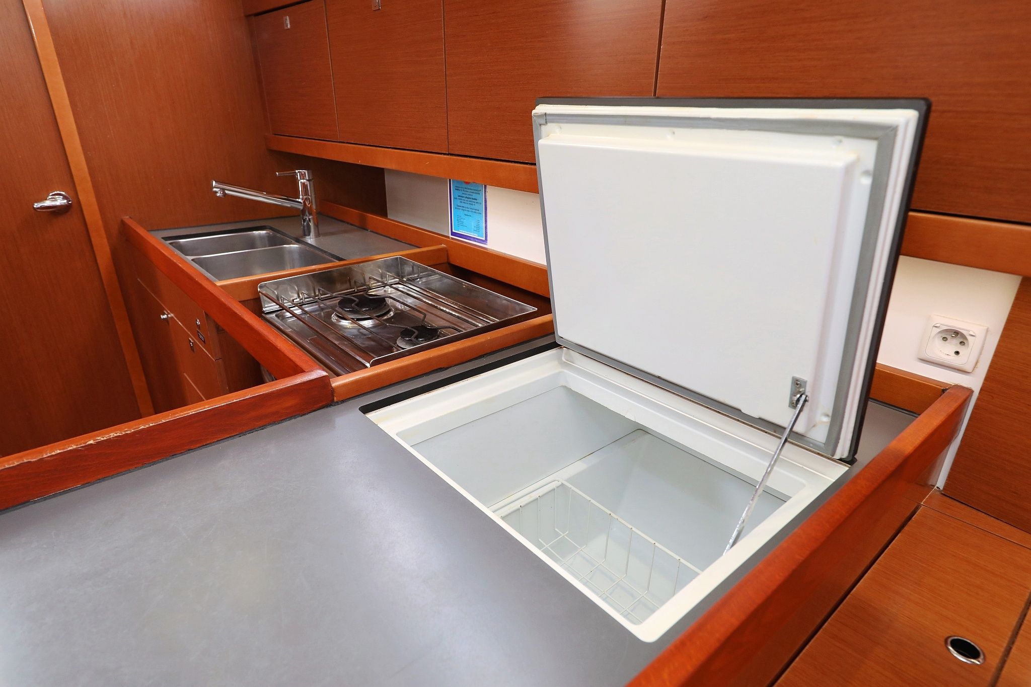 Beneteau Oceanis 41 | Zyntha
