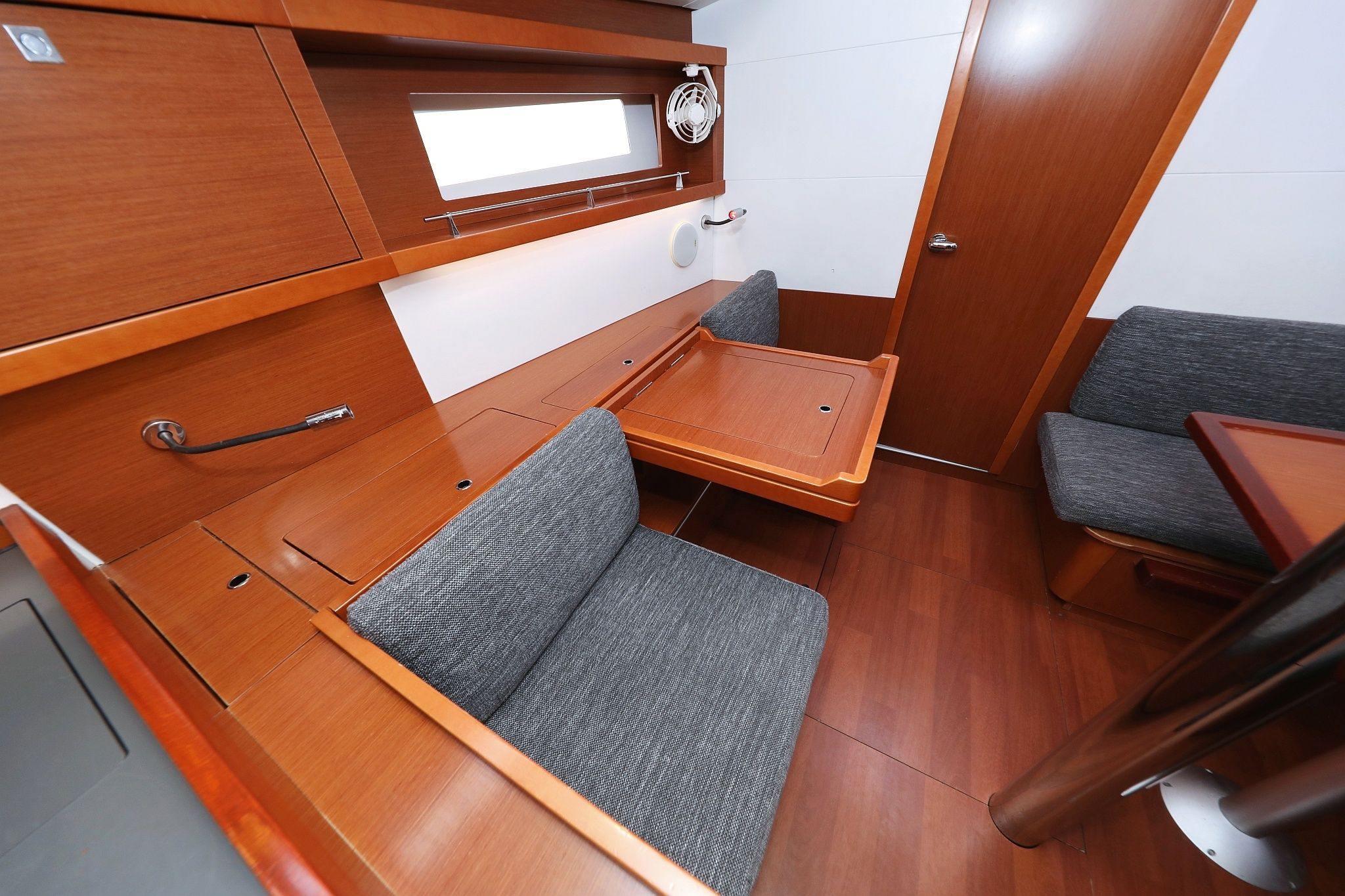 Beneteau Oceanis 41 | Zyntha
