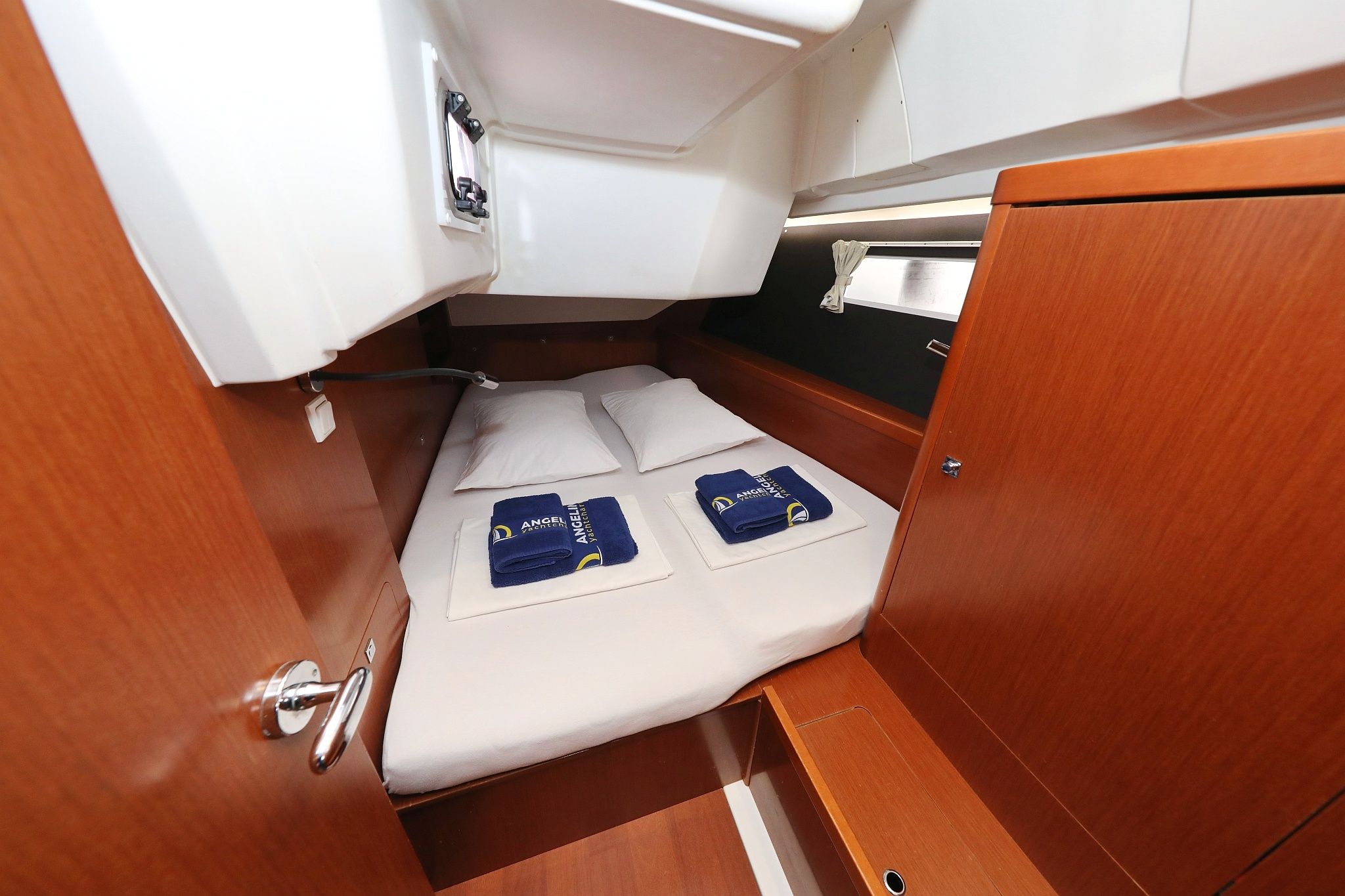 Beneteau Oceanis 41 | Zyntha