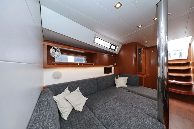 Beneteau Oceanis 41 | Zyntha