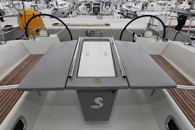 Beneteau Oceanis 41 | Zyntha