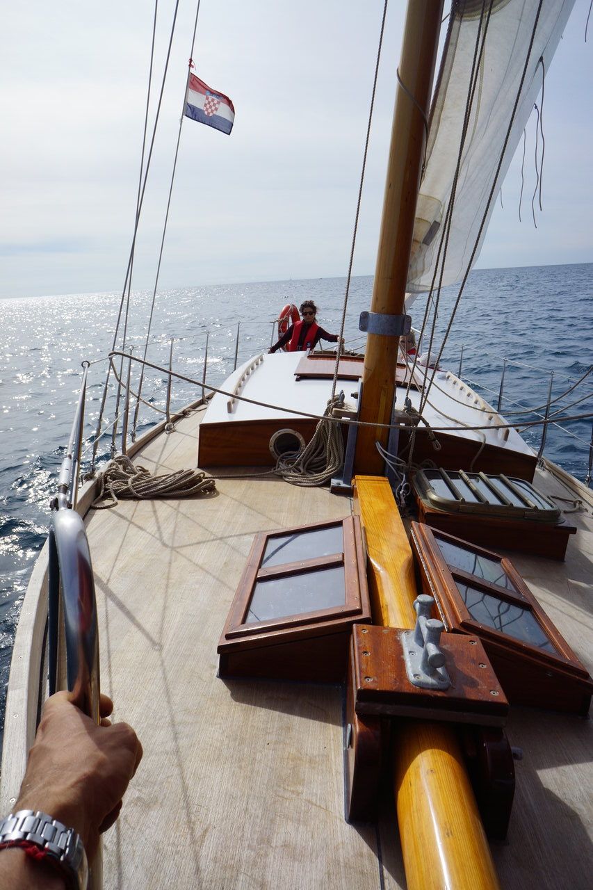 Pilot Cutter 24 | Black Bird