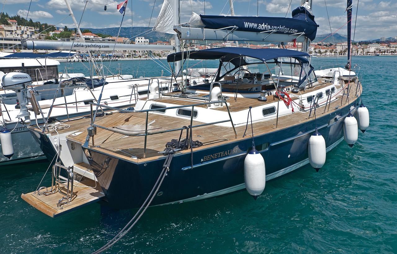 Beneteau 57 | Tajna