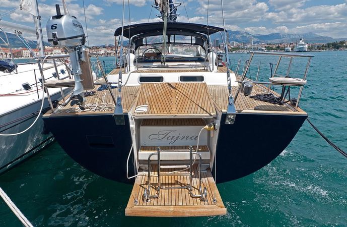 Beneteau 57 | Tajna