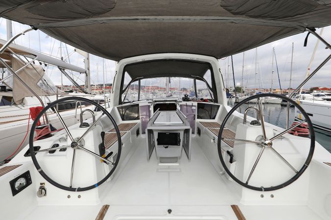 Beneteau Oceanis 41.1 | Dream Course