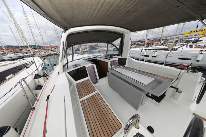 Beneteau Oceanis 41.1 | Dream Course