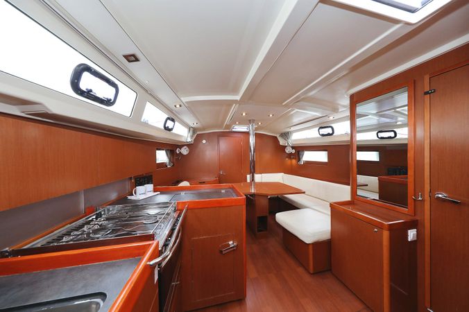 Beneteau Oceanis 41.1 | Dream Course