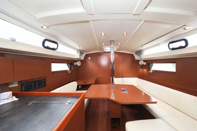 Beneteau Oceanis 41.1 | Dream Course