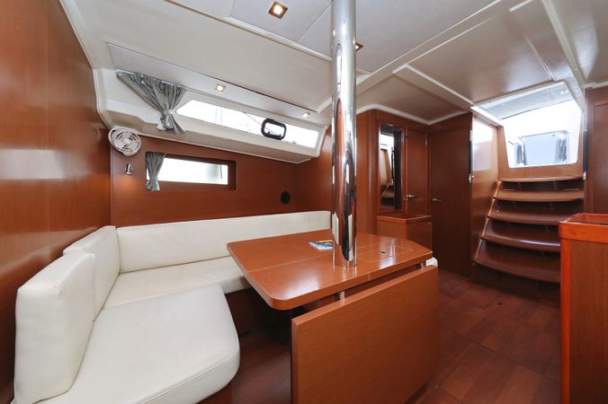 Beneteau Oceanis 41.1 | Dream Course