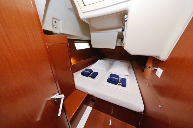 Beneteau Oceanis 41.1 | Dream Course