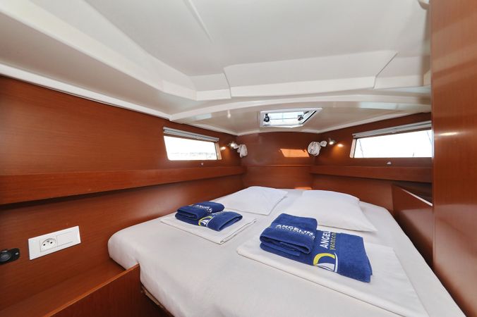 Beneteau Oceanis 41.1 | Dream Course