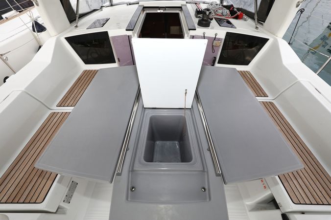 Beneteau Oceanis 41.1 | Dream Course