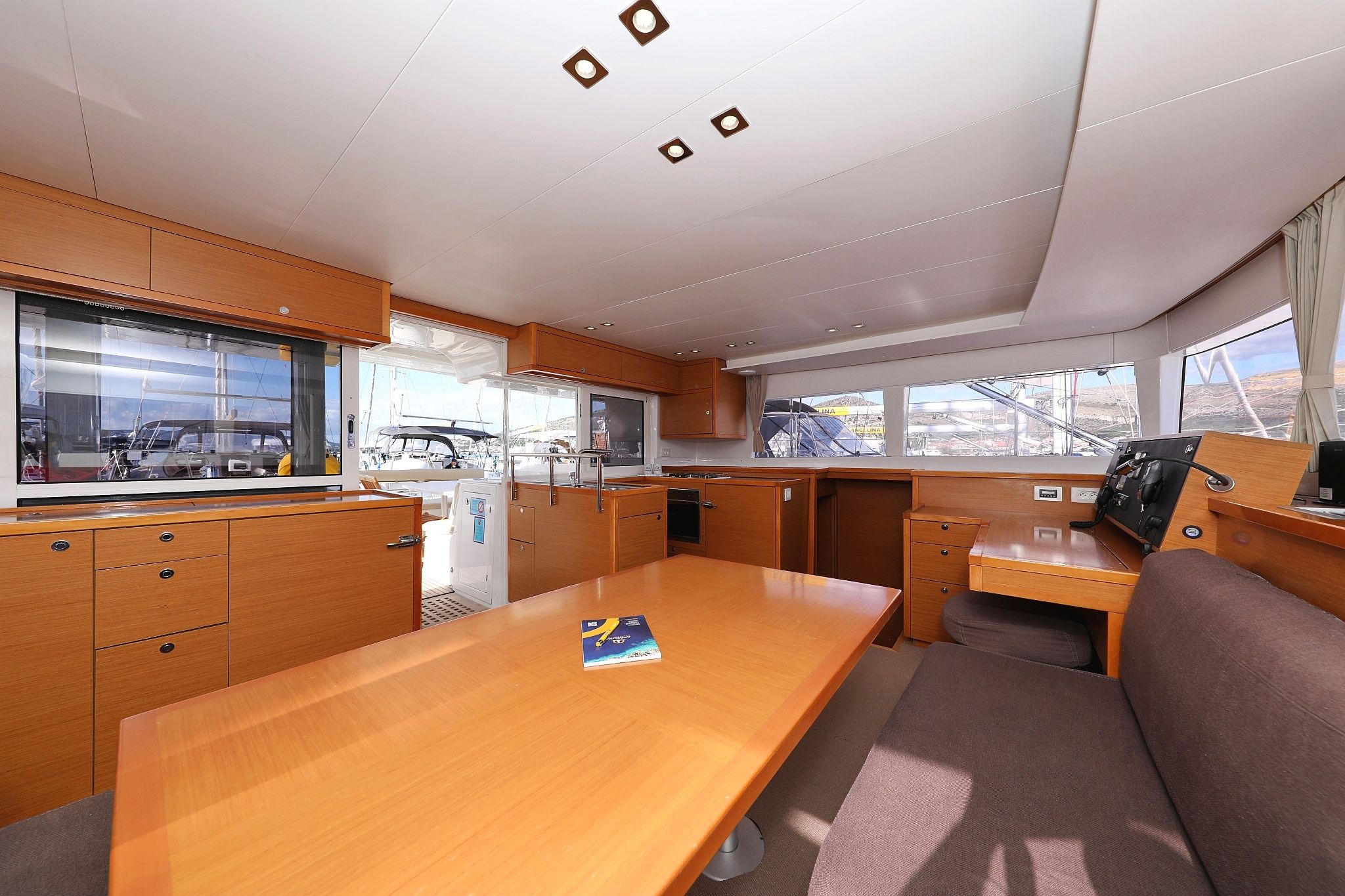 Lagoon 450 F | Dorka 5