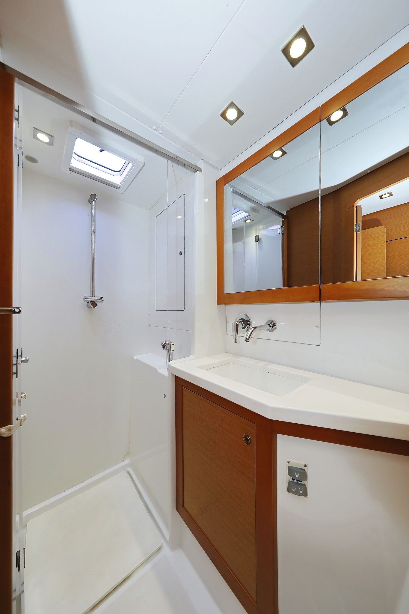 Lagoon 450 F | Dorka 5