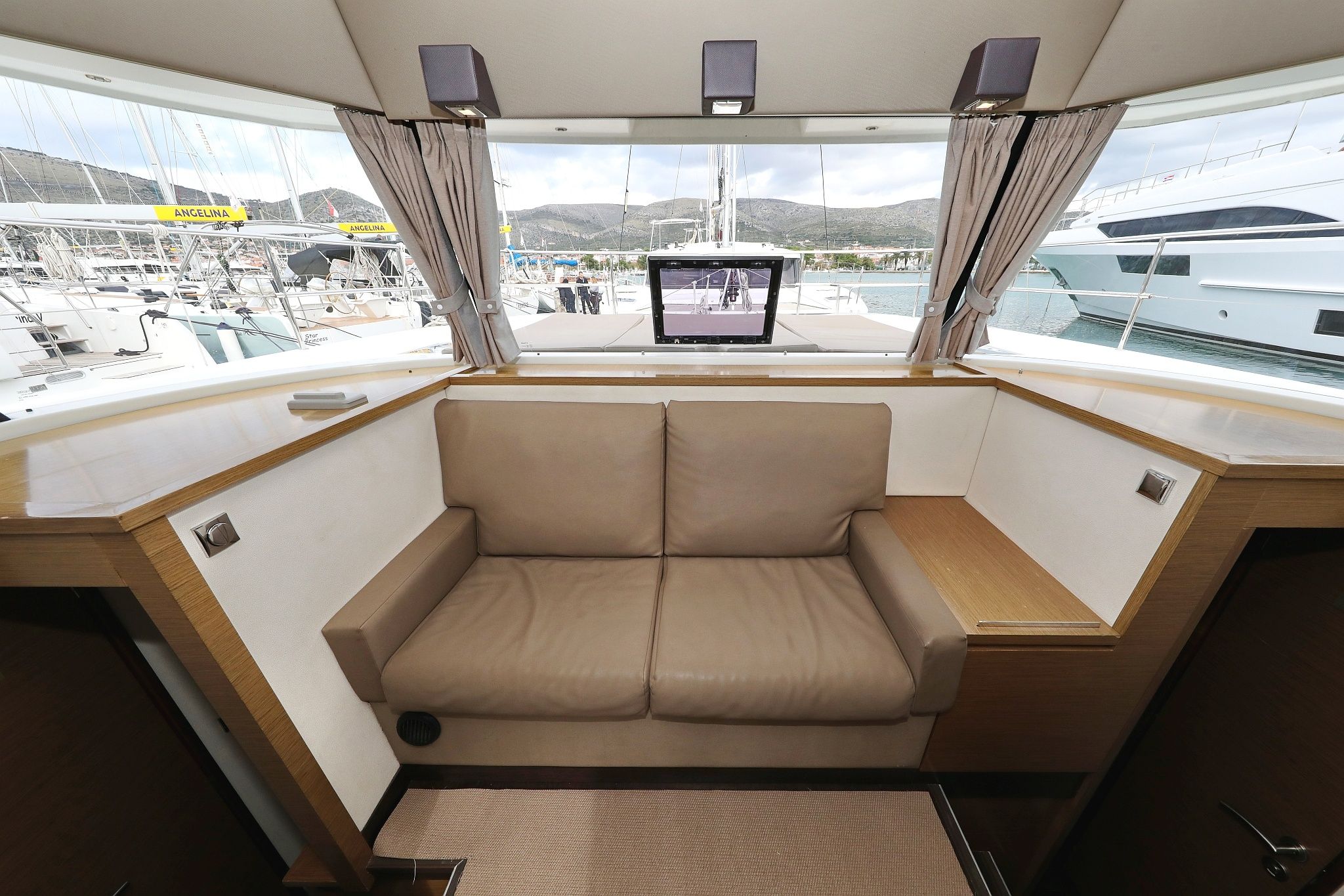 Fountaine Pajot MY 37 | Dream Star