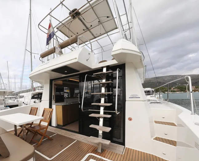 Fountaine Pajot MY 37 | Dream Star