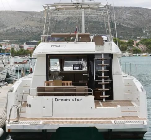 Fountaine Pajot MY 37 | Dream Star