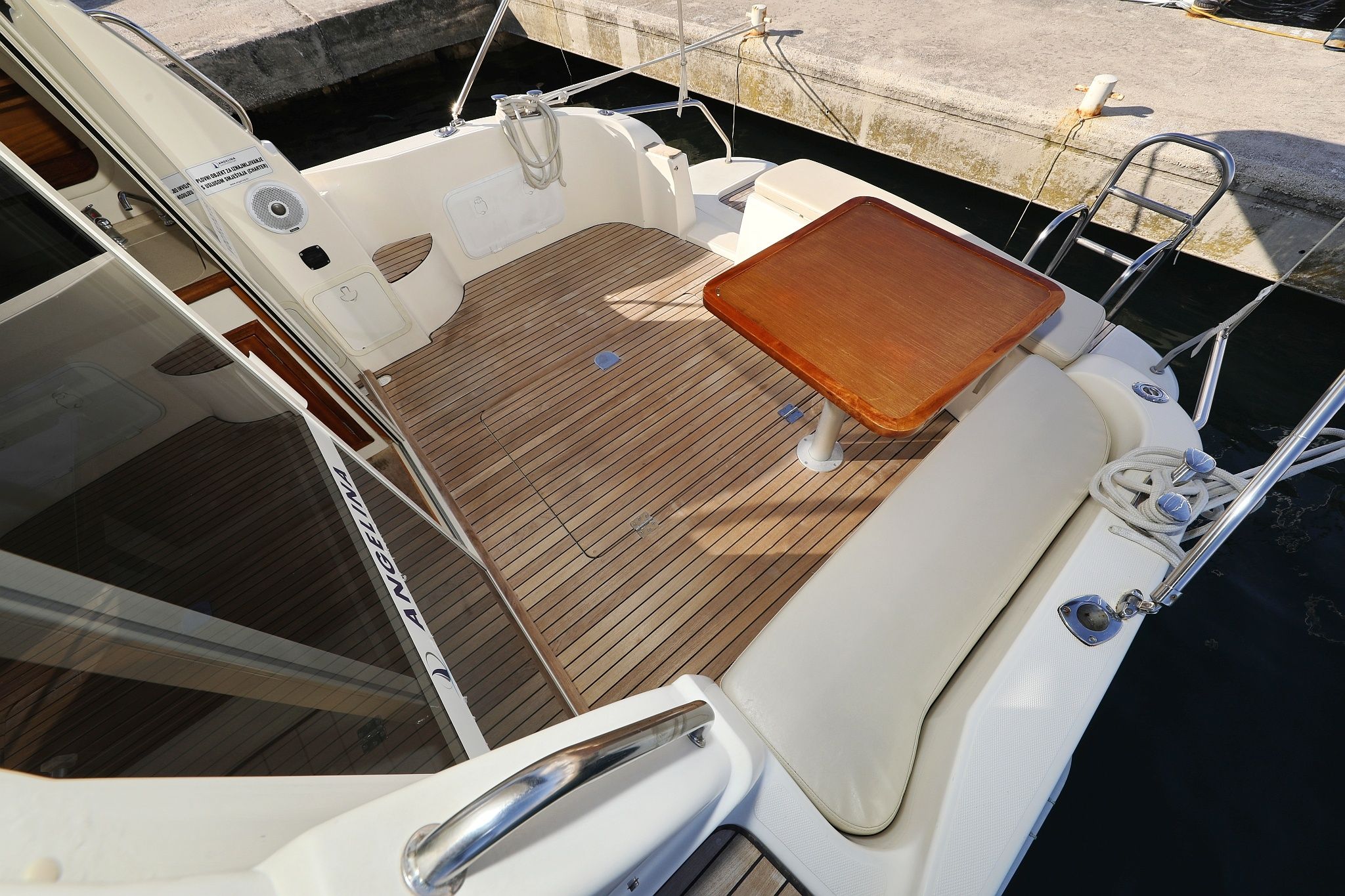 SAS Vektor Adriana 950 | Dugi 2