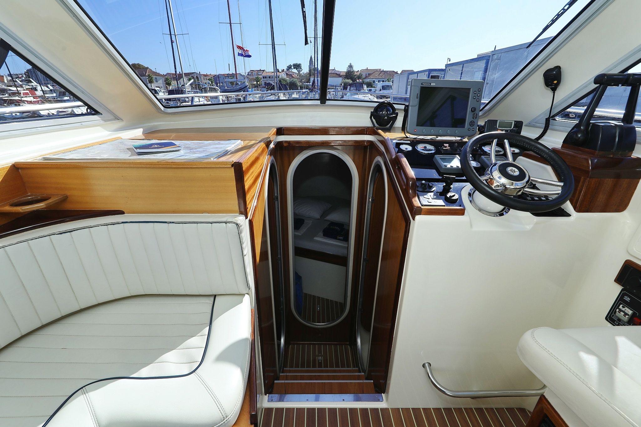 SAS Vektor Adriana 950 | Dugi 2