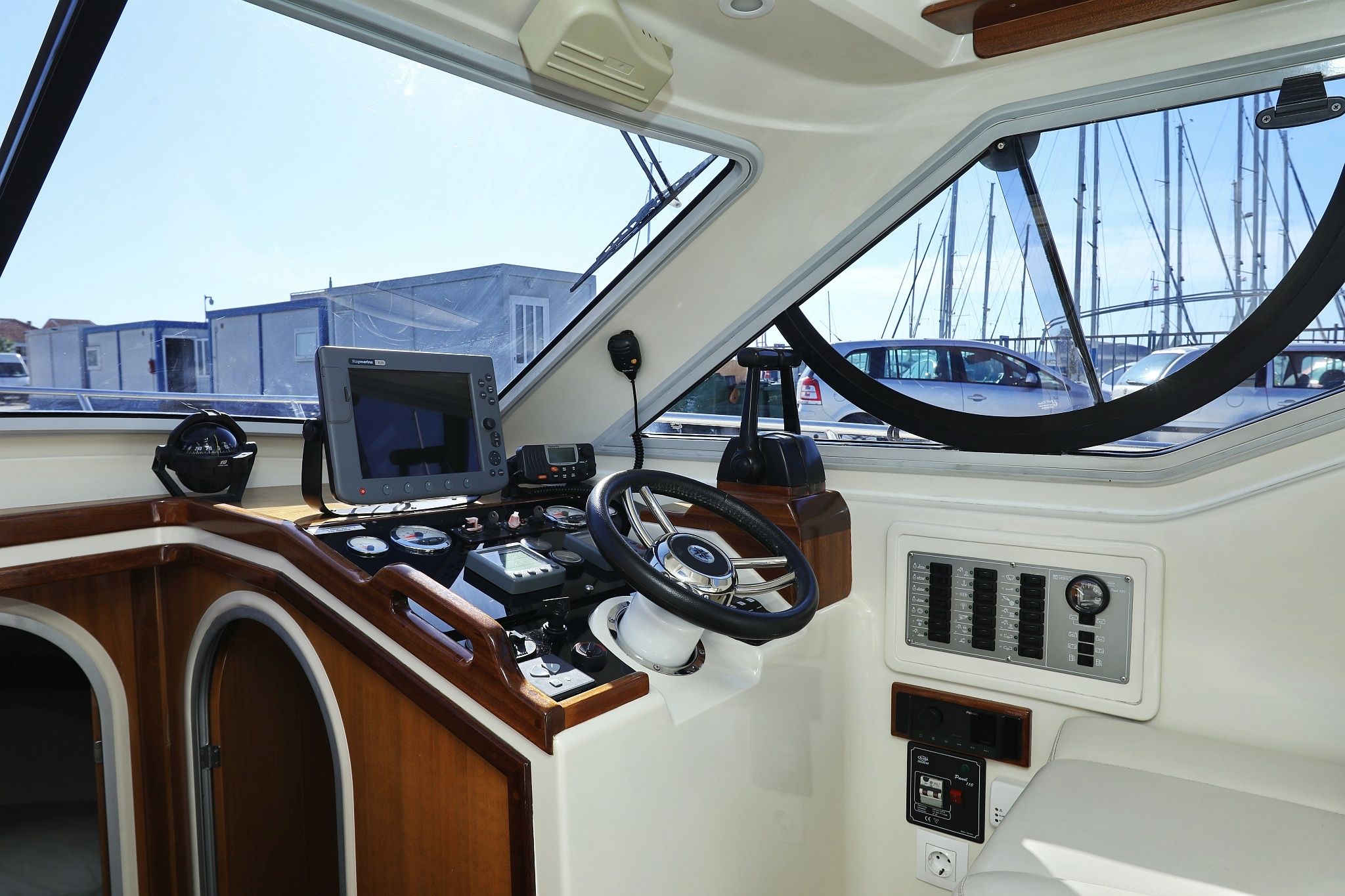 SAS Vektor Adriana 950 | Dugi 2