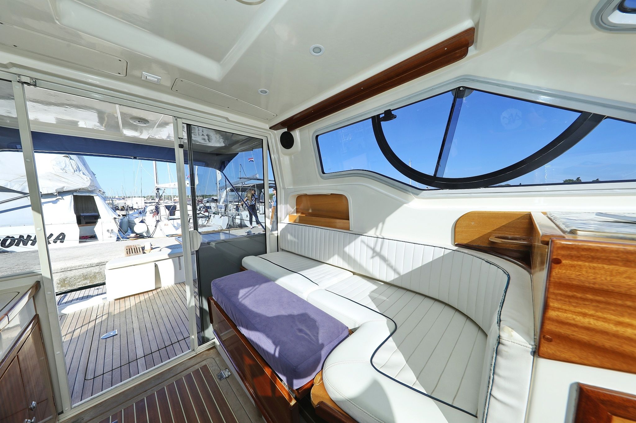 SAS Vektor Adriana 950 | Dugi 2