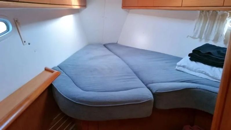 Bavaria Cruiser 40 | Spring Rose