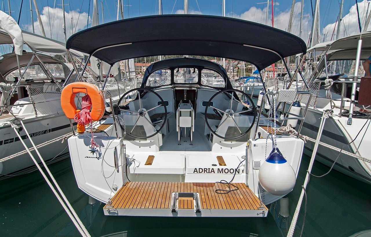 Jeanneau Sun Odyssey 349 | Adria Moon