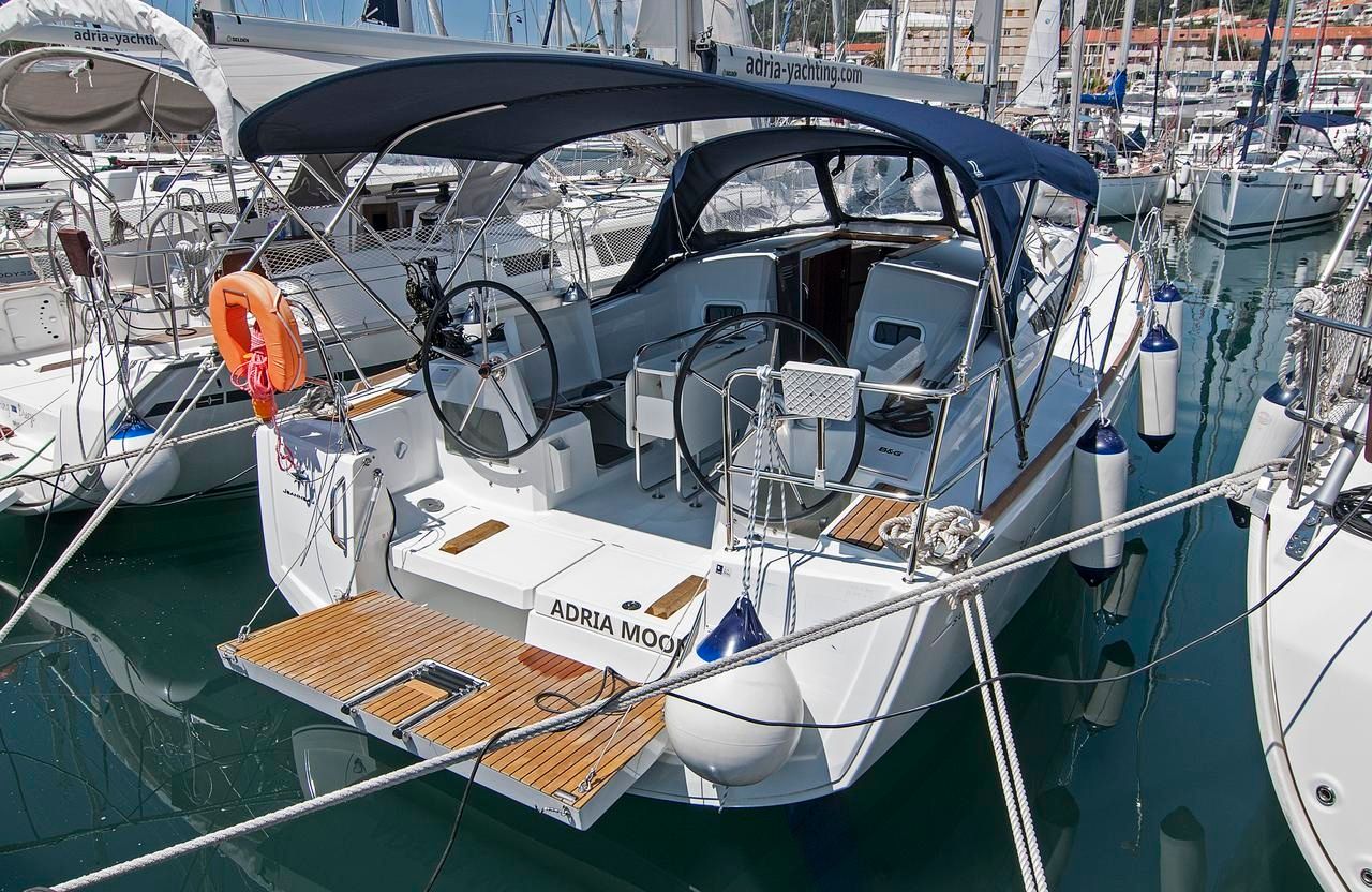 Jeanneau Sun Odyssey 349 | Adria Moon