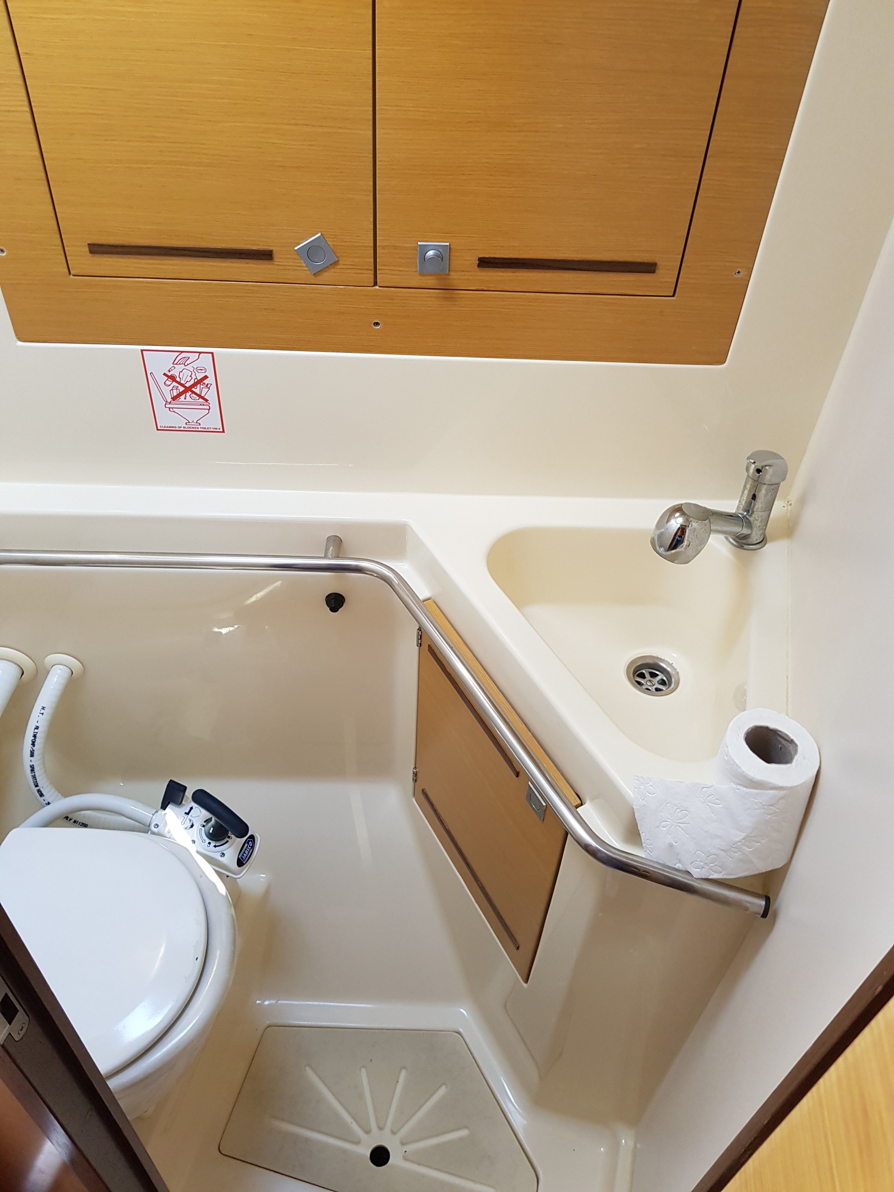 Elan 444 | Karlo Veliki