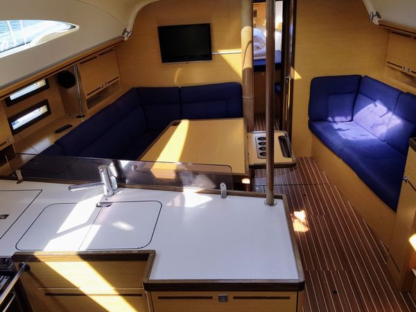 Elan 444 | Karlo Veliki