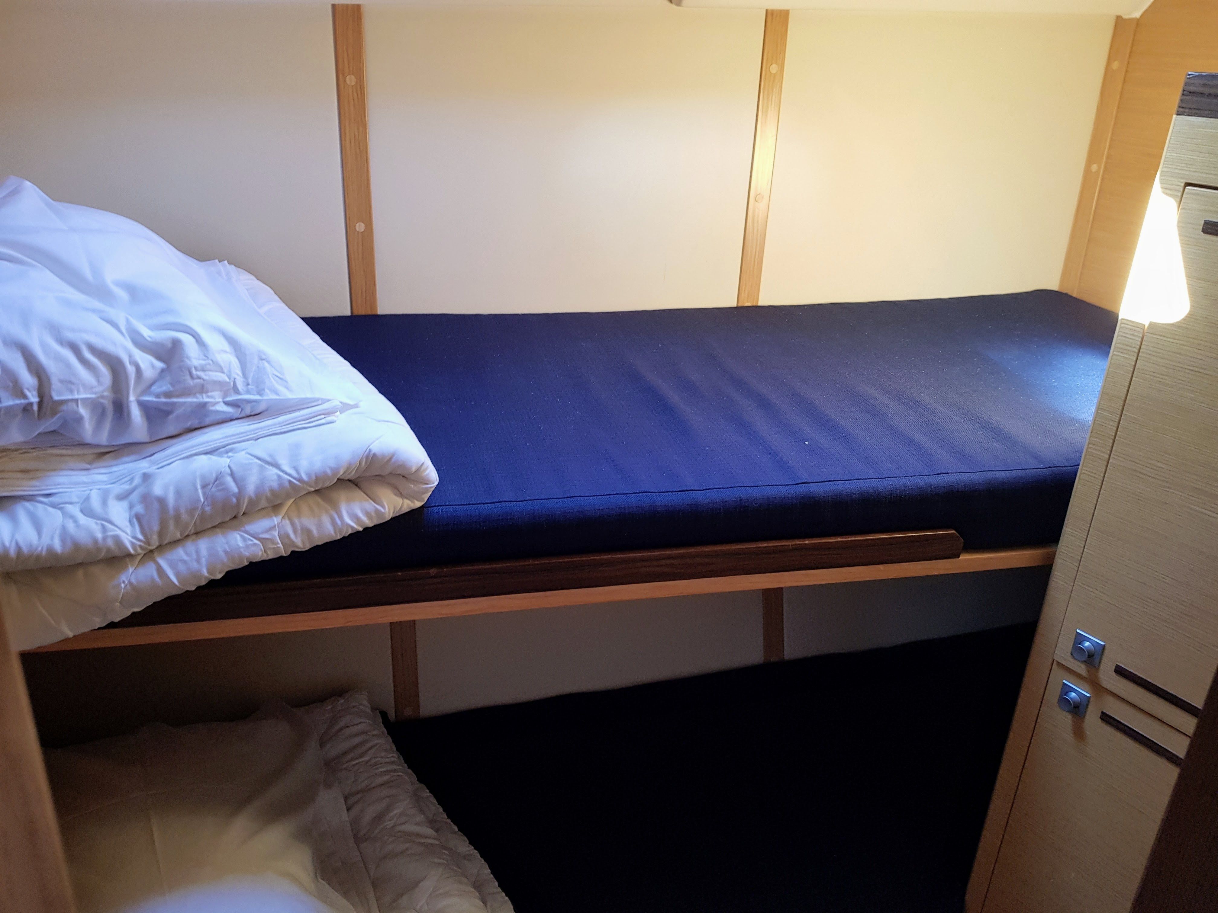 Elan 444 | Karlo Veliki