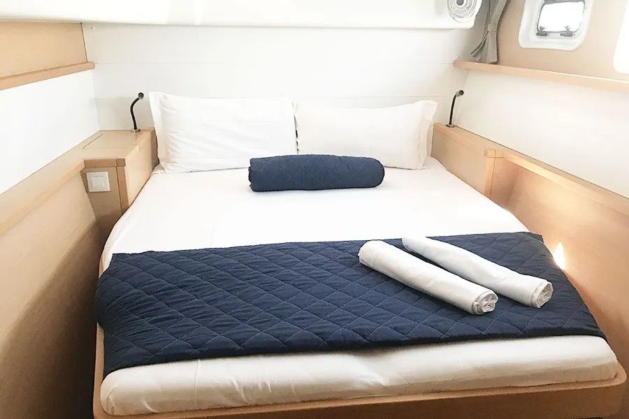 Lagoon 450 F | Corona Borealis