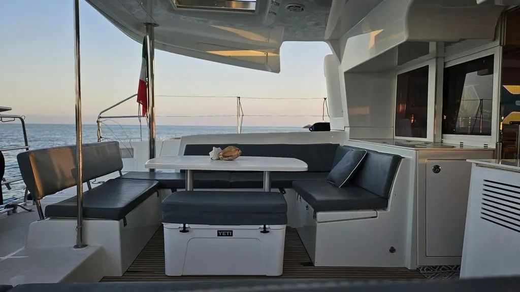 Lagoon 450 F | Corona Borealis