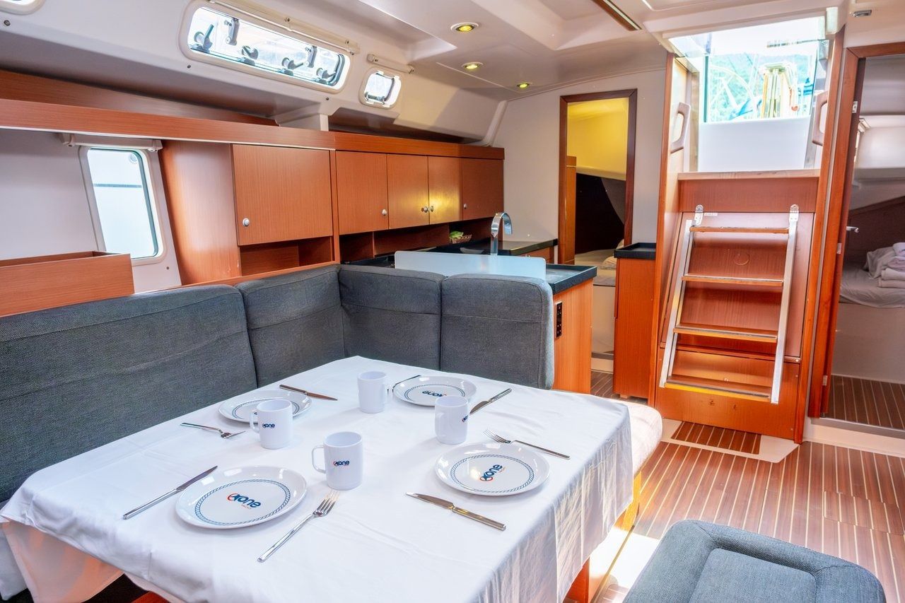 Hanse 445 | Draco