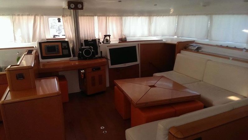 Lagoon 500 | Marathounta