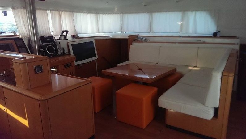 Lagoon 500 | Marathounta