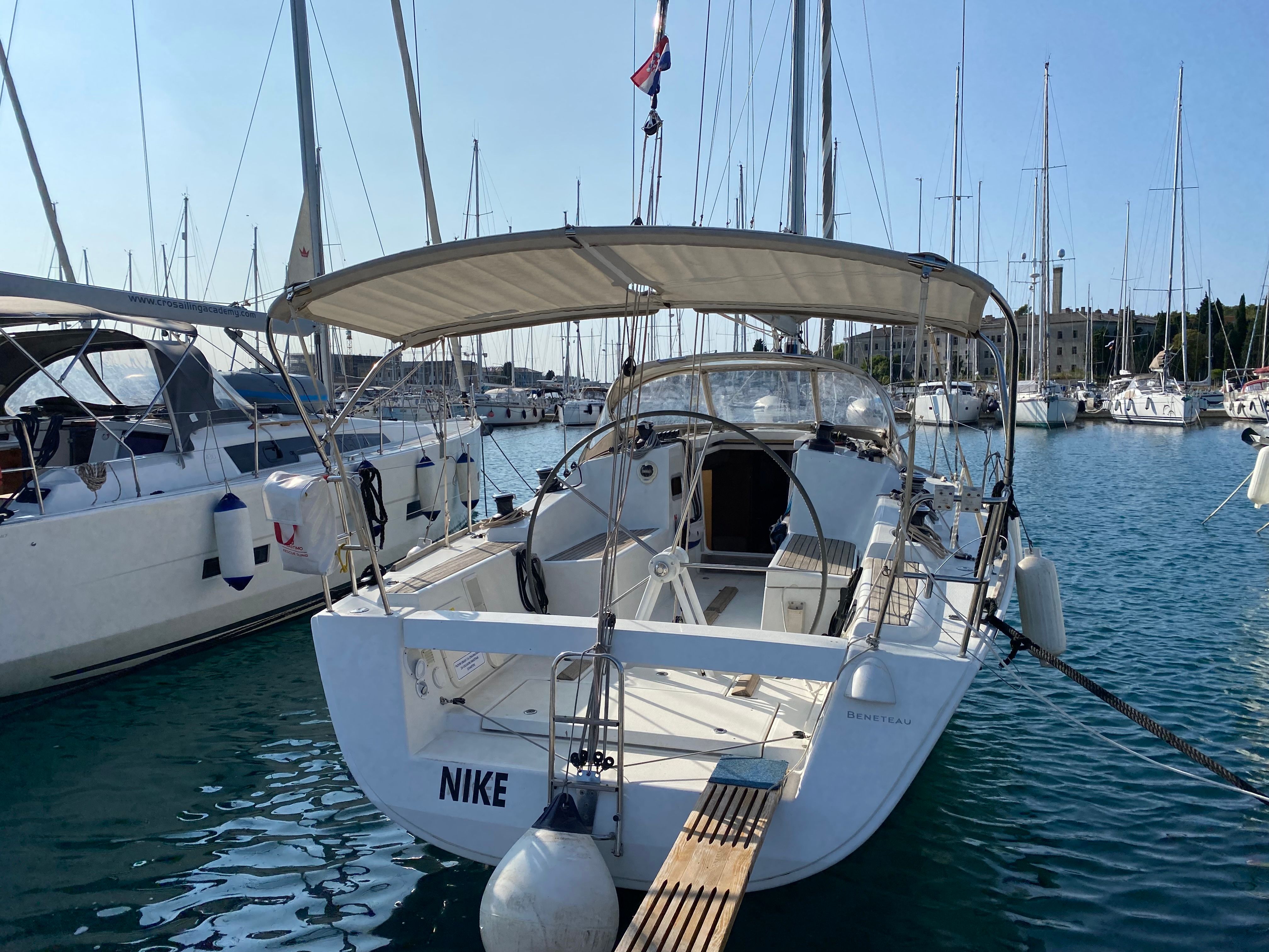 Beneteau First 35 | Nike