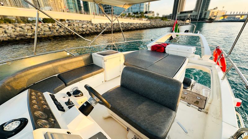 Sealine 45 | Cozmo 2