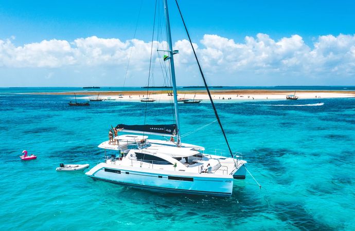 Leopard 48 | Sunday Kinga