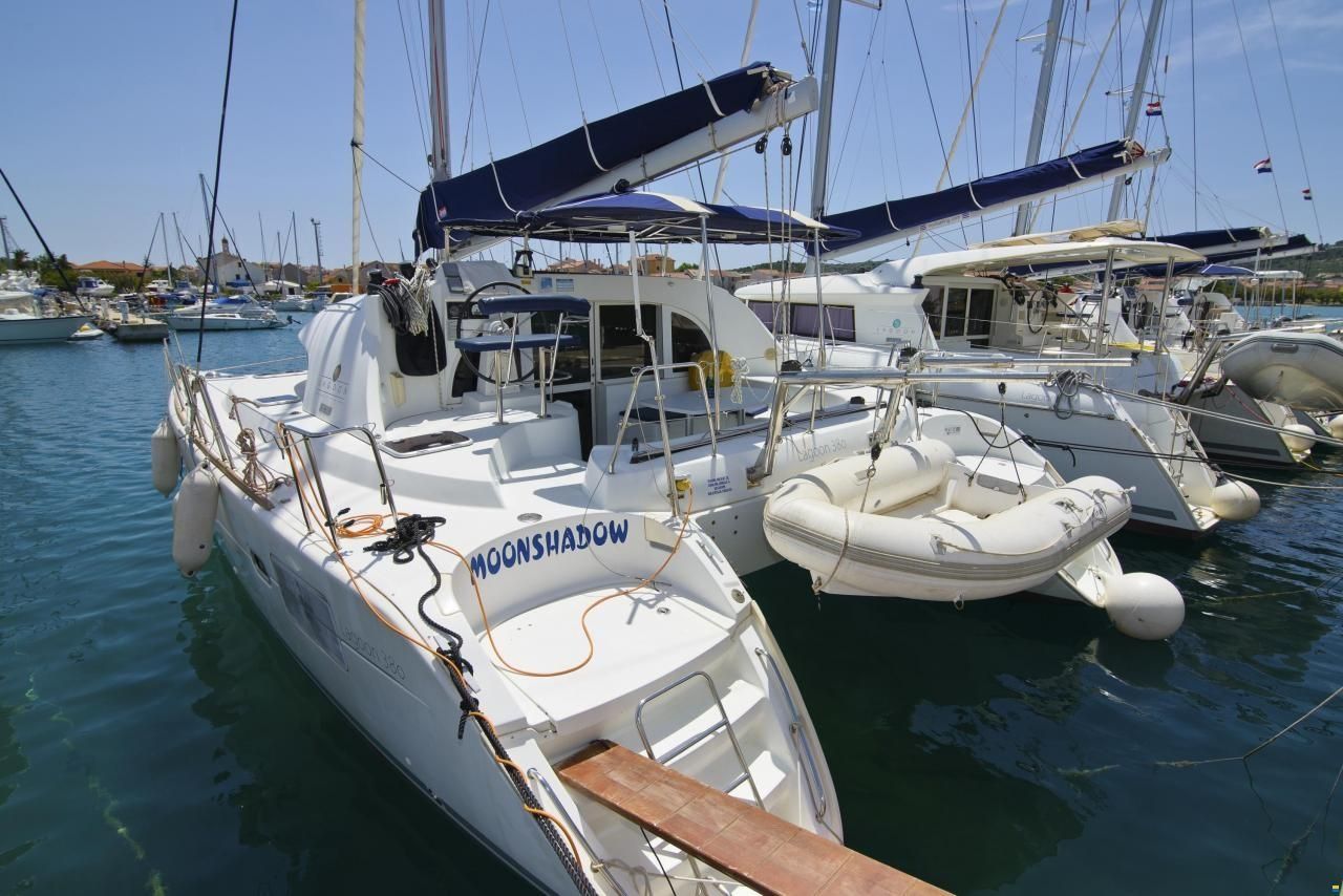 Lagoon 380 | Moonshadow