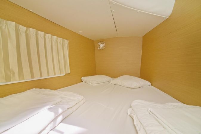 Lagoon 380 | Moonshadow