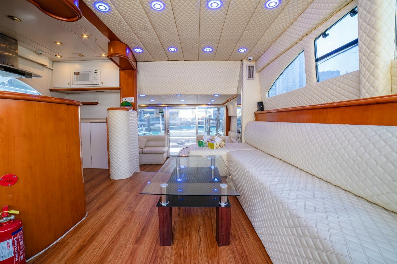 Fairline 75 | Cozmo  3